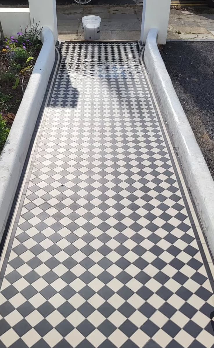 victorian work by Coastal Tiling & Floors