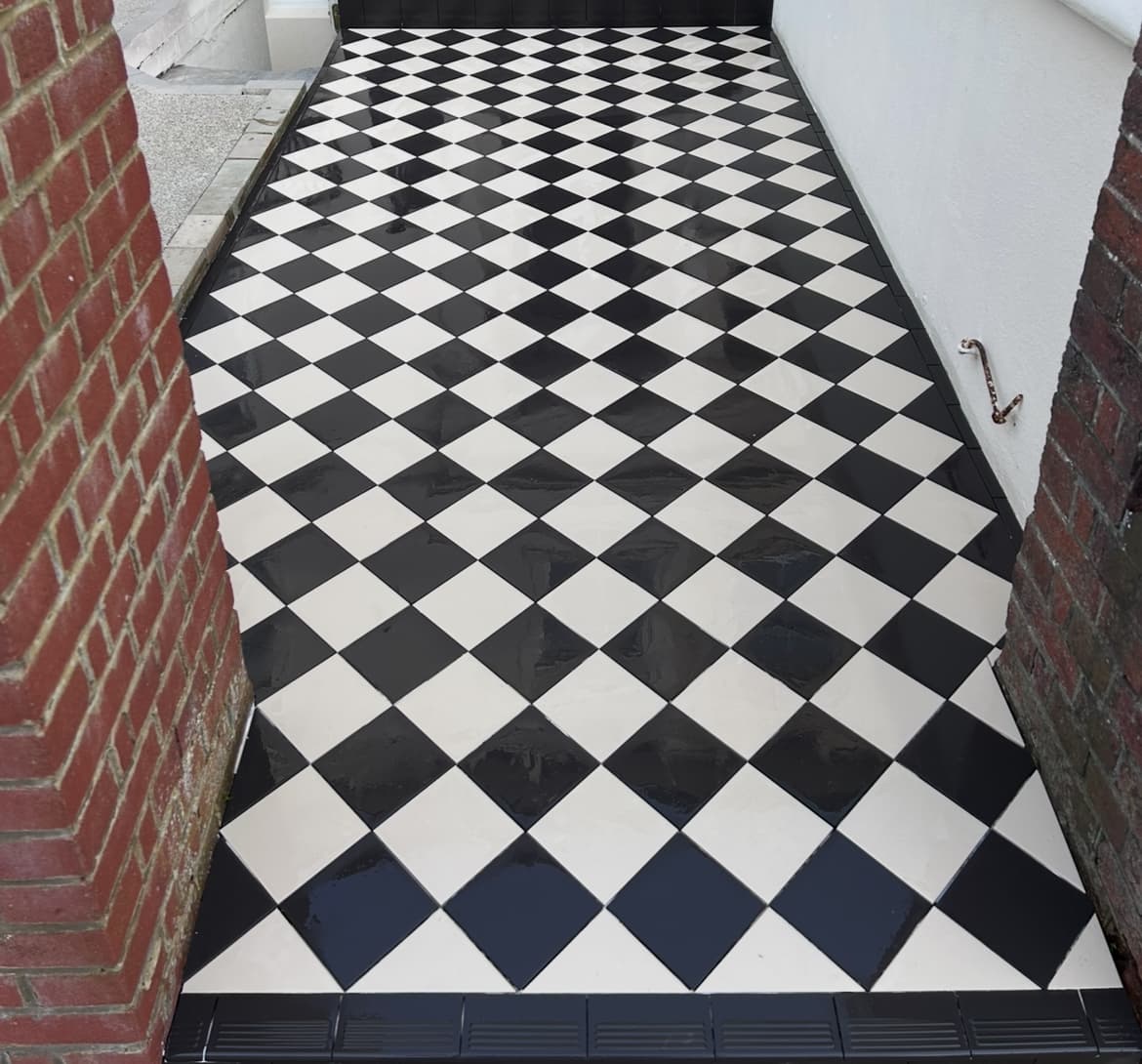 Professional tiling and flooring work by Coastal Tiling & Floors in Sussex